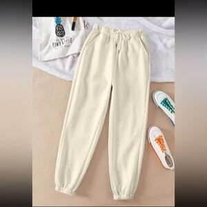 White‎ Jogger Pants